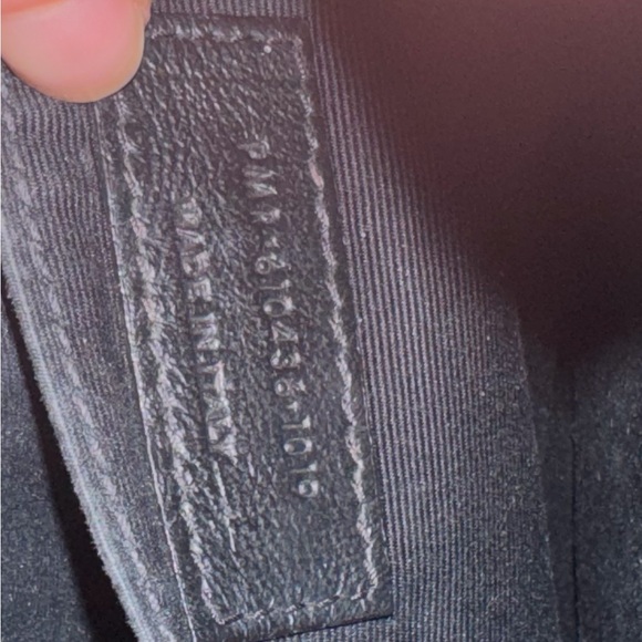 Authentic YSL Grain de Poudre Crossbody Round Camera Bag - Picture 9 of 9